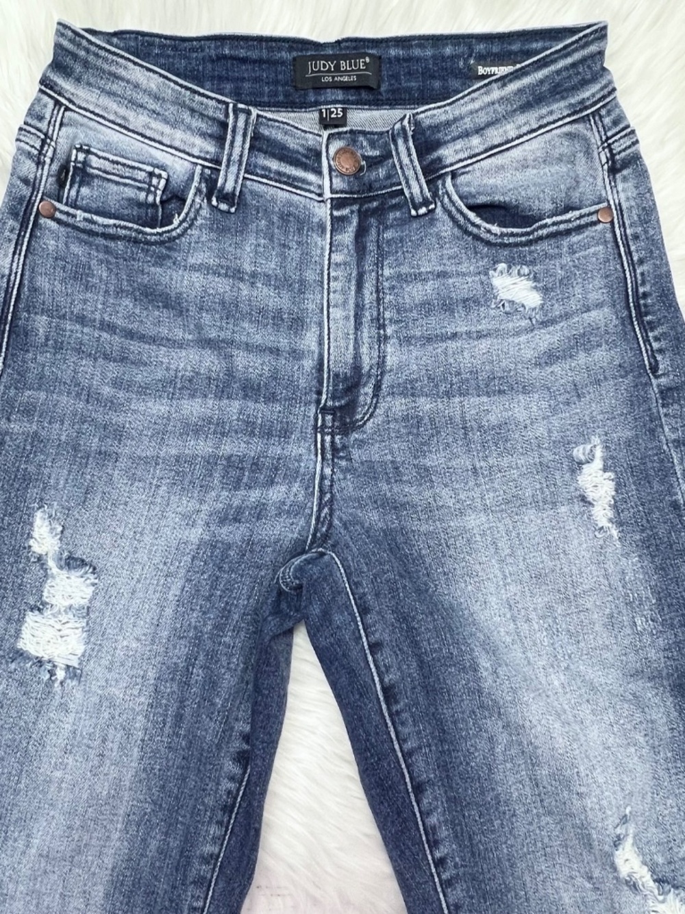 👖|•JUDY BLUE•| Boyfriend Fit High Rise Waist Size 1/25👖 - Picture 4 of 9